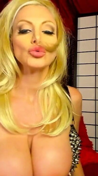 Buď Misstress Mámina Děvka