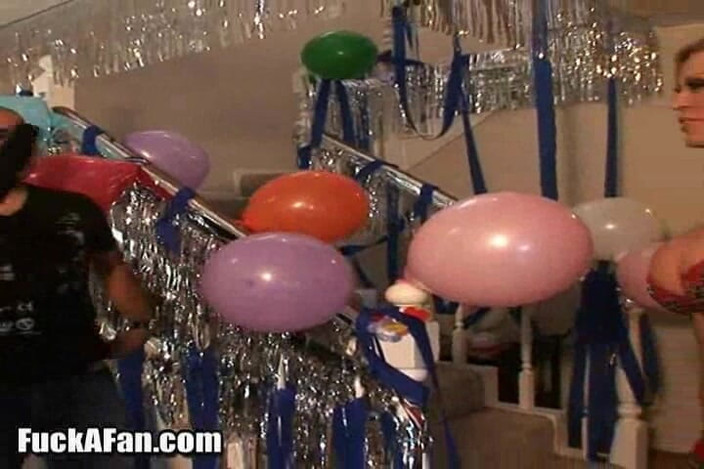 Fuck a Fan Studio: Awek blonde Amber Lynn dikongkek zakar peminat Vetreran!