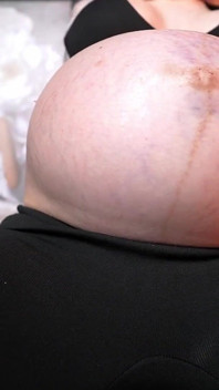 Grávida, fetiche por barriga grande e leggings