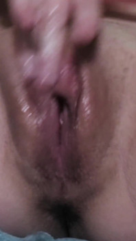 Säg mitt namn: Närbild tight fitta onani medan du tittar på dig strök din heta hårda kuk !!