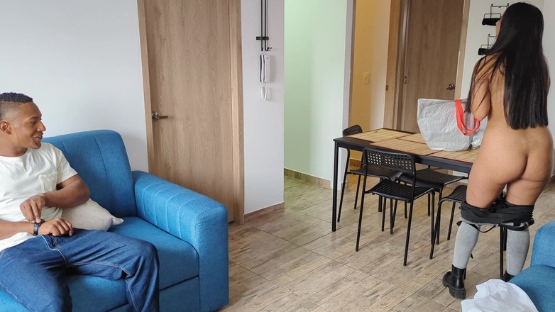 Rioc69: Rioc dostává balíček od sexy a žhavého posla