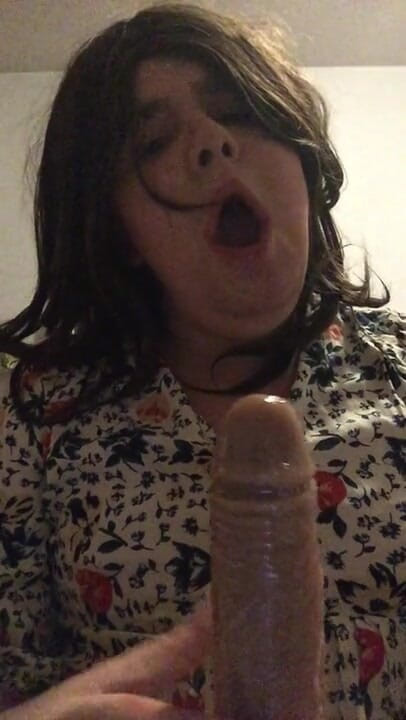 BifloXXX: kaale baal vaali krosadresar dip throt dildo