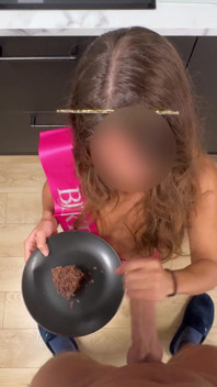 Birthday Cake La Cum - ma gâterie d’anniversaire coquine