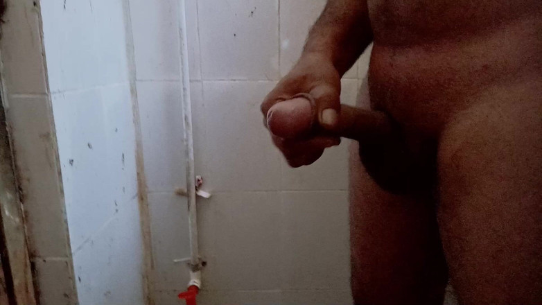 siyasingerporn: バスルームにいるレアル・マドリードの少年