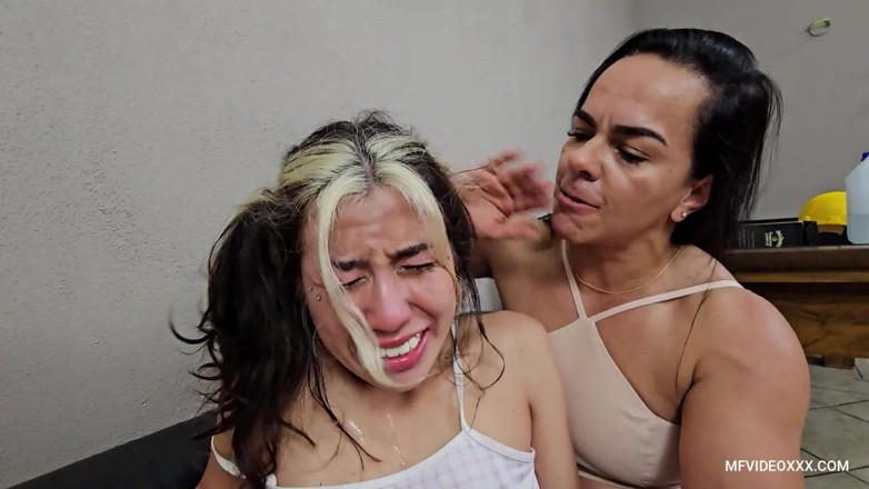MF Dominance: Tragar mis manos musculosas