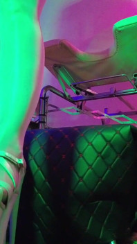 Dominatrix Eva 라텍스 솔로 안면승마 펨돔 팬티 큰 엉덩이 MILF BDSM 페티쉬 핫힐 셀카 화이트 Pvc 드레스