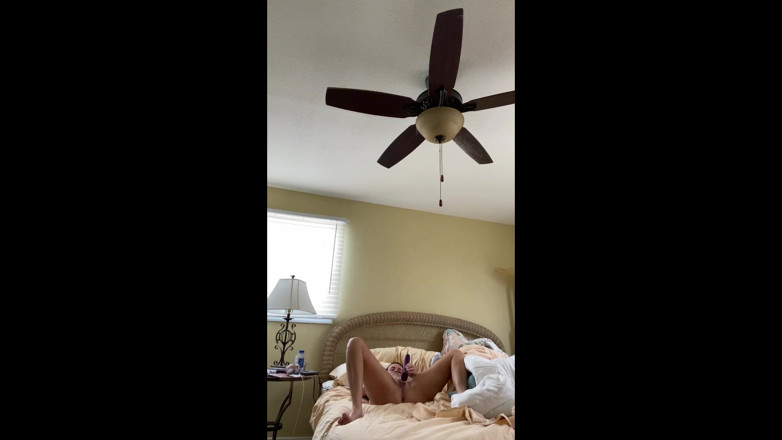 Phoenix Rizin': Bonnie Rizins Morning Cock Worship: Handjob to Blowjob &amp; Passionate Fuck