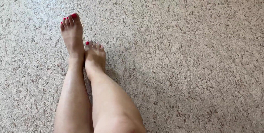 Lux Eva: Foot Fetish with Painted Maild