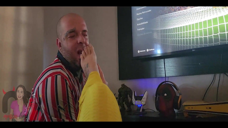 Monica Lima: 別の男が役に立たない寝取られを精液で満たしたので、私のマンコをきれいにしてください