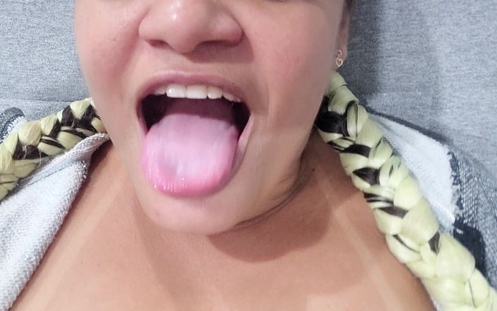 Paty Bumbum: Ca sĩ đồng quê Brazil Giovanni yêu cầu video nghịch ngợm