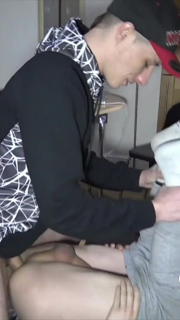 2454 The Hottest Lut in London Fucked Raw by French Boy (The fuckers raw studio)