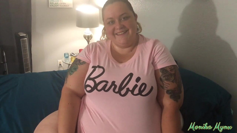 BBW Pleasures: Monika bra play