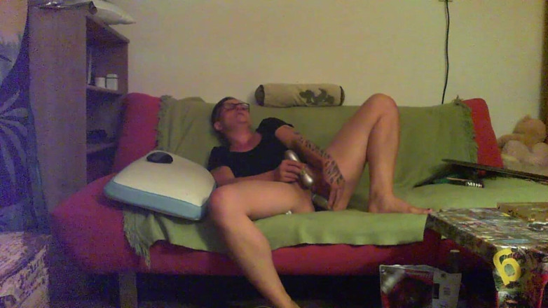 MadMarie: Squirting Session with Marie - a Splashy Time for Everyone!