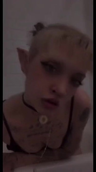 Um orgasmo de elfos para Asher Quinn!
