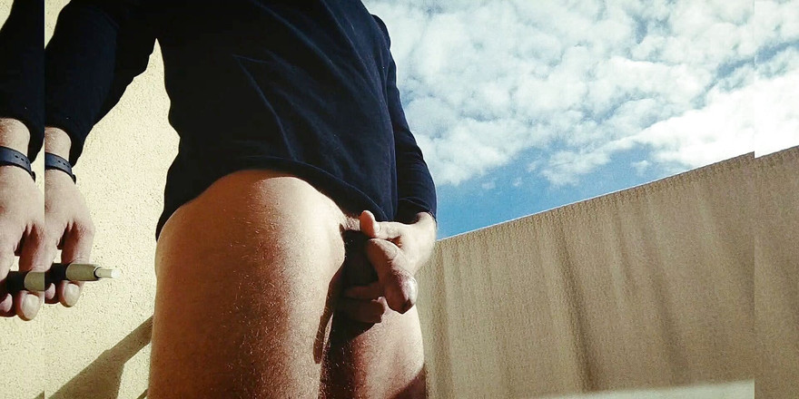 Name Is Nude: नीचे नग्न, मेरा लंड चोदना