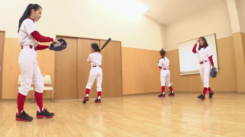 JapaneseAmateur: ปาร์ตี้สลัทเบสบอลญี่ปุ่น หีแฉะโดนยัดแน่น องก์กี้ครีมพาย