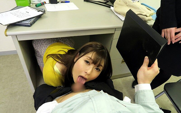 JAV hornyVR: A Married Woman Flips the Power and Teases Him After...