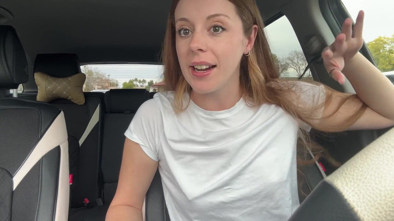 Nadia Foxx: Bhloser Pit Stop im Drive durch mit meinem Lush auf...