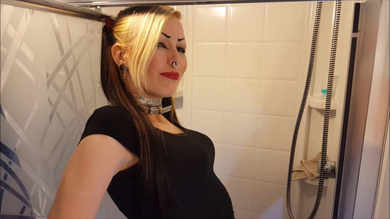 RobinCoffins: Sexy Robin Se Empapa