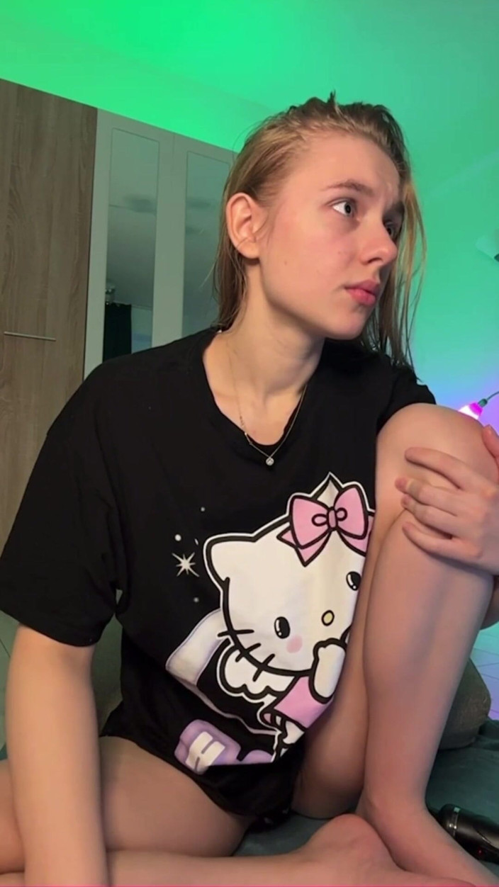 JuiceLussie: First Time Fisting Anal so Hot