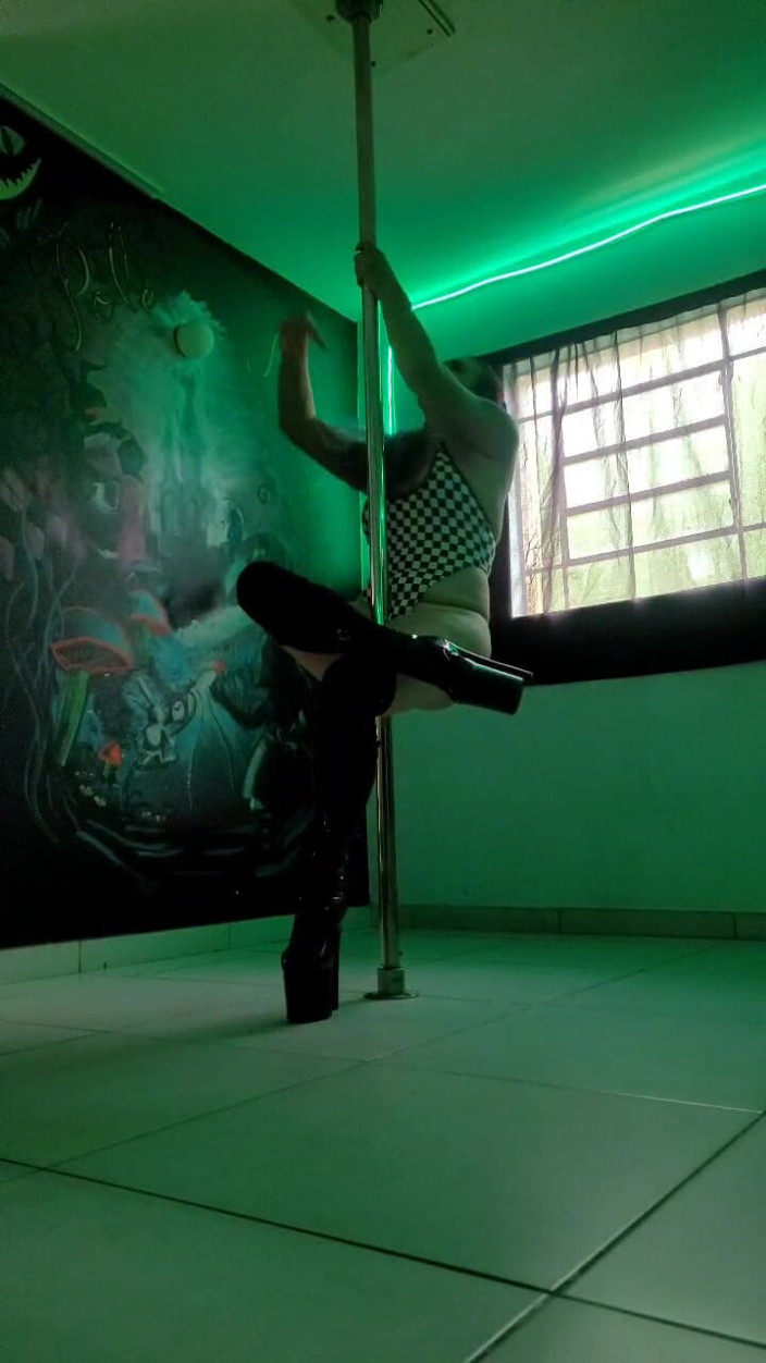 borboleta trans: Exotic and Sensual Dance