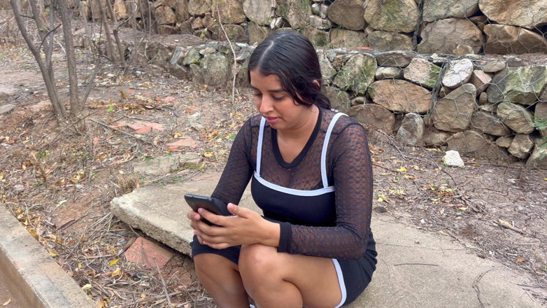 Hilary palvin: Unknown Girl Asks Me to Her Without a Condom in...