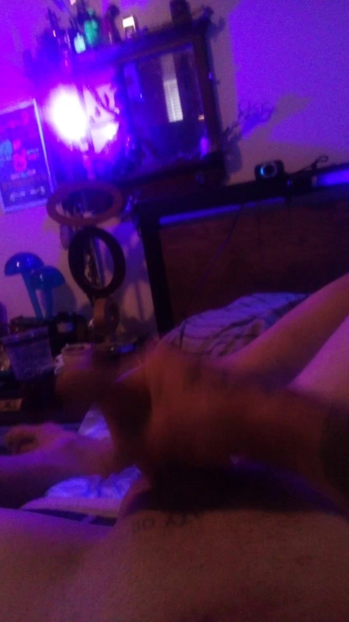 Joey 7000: 내 정액을 도와줘