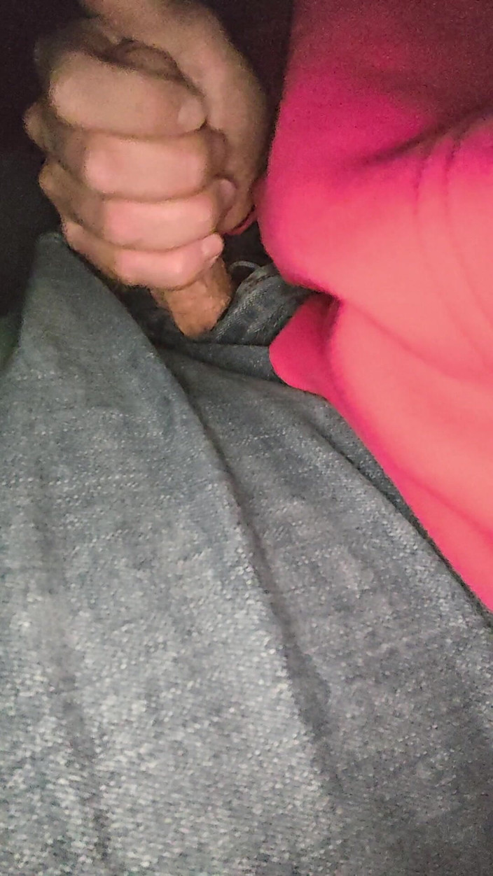 Themilkman618: Masturbating While Driving