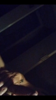 Başka kim ateşli kamera seksinin tadını çıkarıyor ve ne istediğini konuşuyor