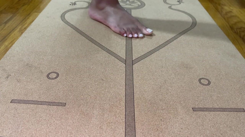 Pink Foxx: Ebony Yogi Shows off Her Feet