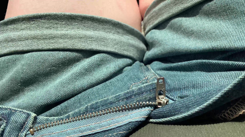 ArinaMills: Bố bắt gặp tôi thủ dâm trong xe hơi - tôi đến...