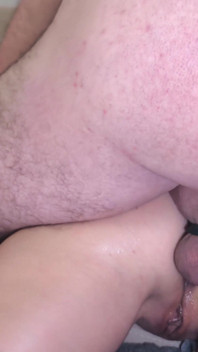 Ehefrau zuerst anal. Analer creampie. Klistier. Teil 2. 20411