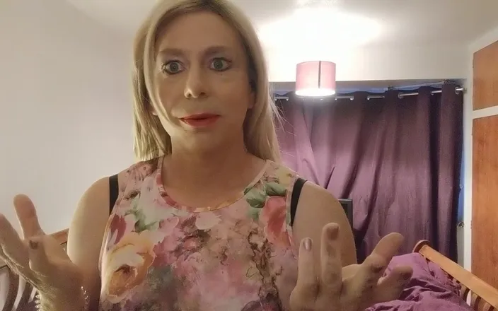 NikkiGee: Come to Bed with Nikki
