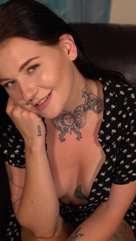 Keeley - Tits & Tats