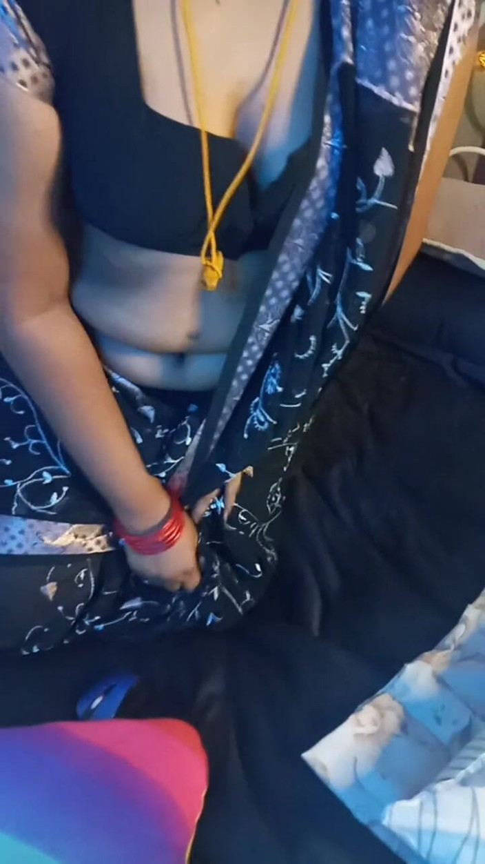 Goddess Silk Smita: Pervertida madrastra apasionada por hijastro haciendo el amor