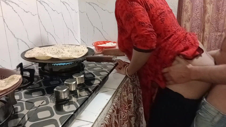 QueenbeautyQB: Indian Step Mom Sex Video in the Kitchen