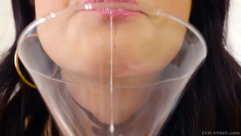 Darkko: A young brunette gets a facial after giving a very...