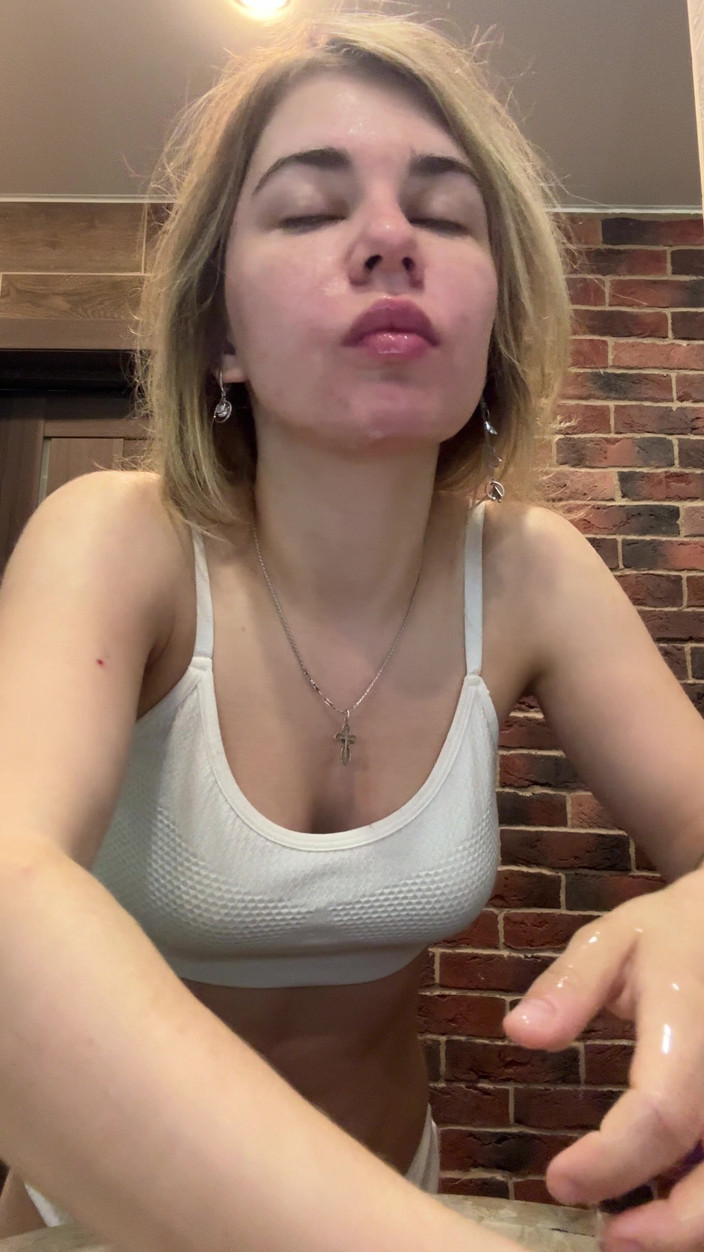 Misty Phoenix: Sabah bana katılmak ister misin