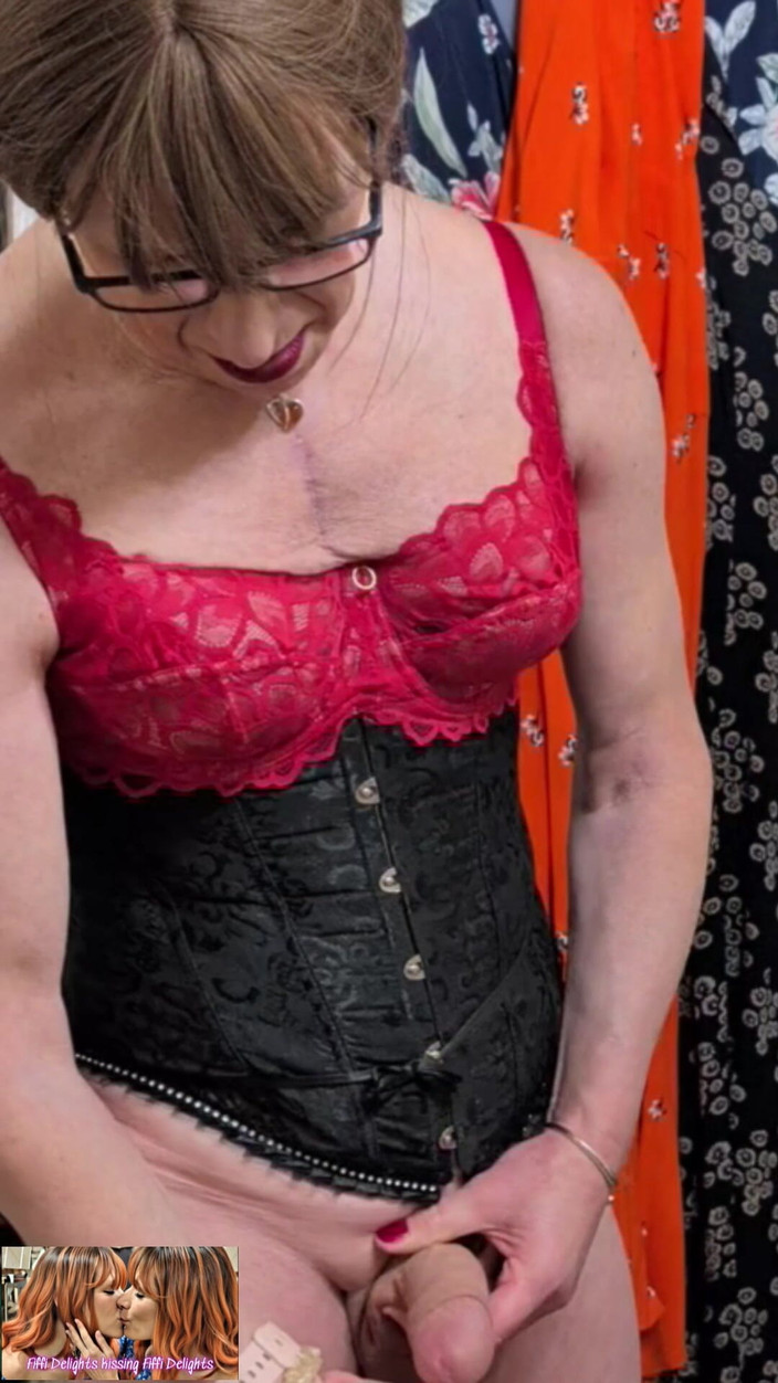 Fiona of Delights: Minha madrasta tem um pênis