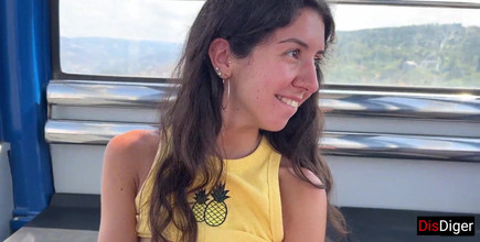 Dis Diger: Mamada arriesgada en una rueda de ferris en un parque...