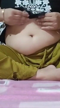 Nové sexuální video indické bhabhi masti