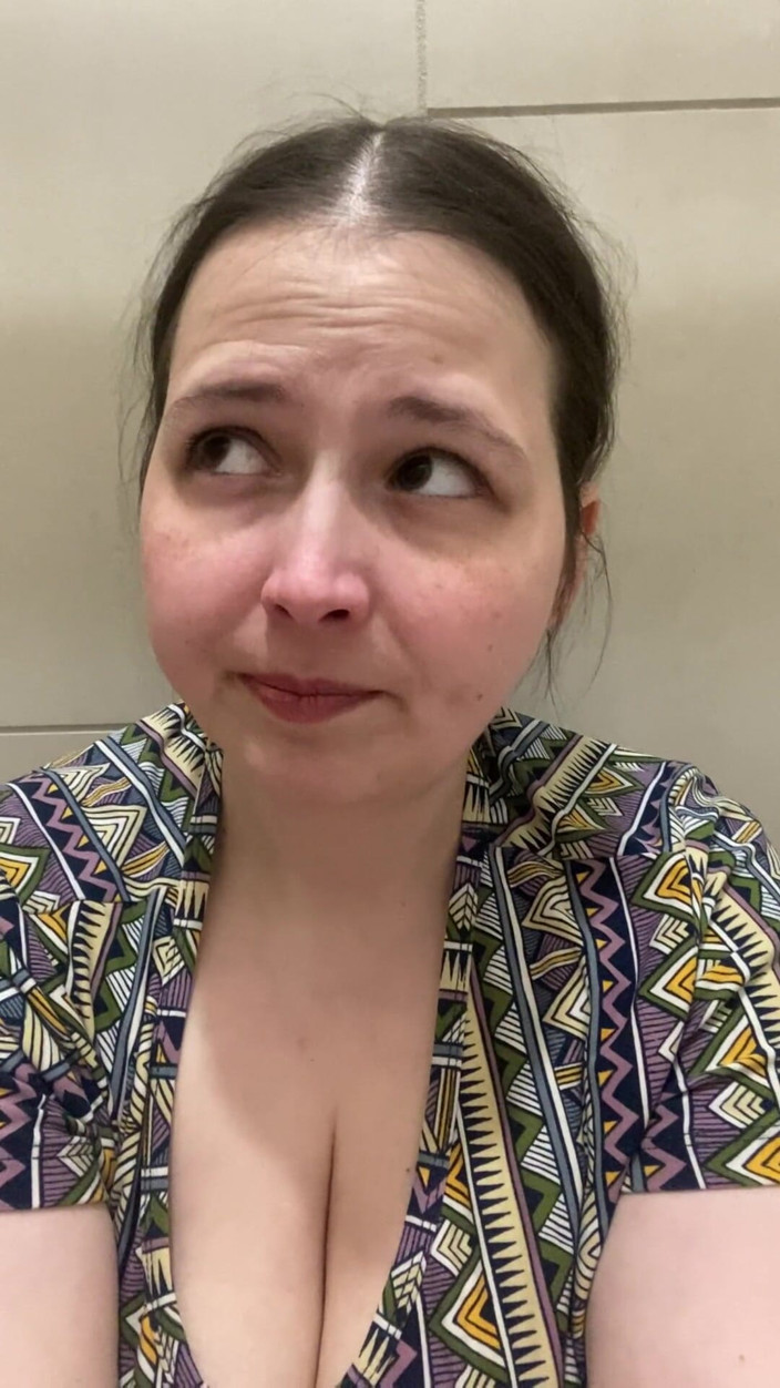 MissChrystalline: Back in the Shower Bstall(no Orgasm)