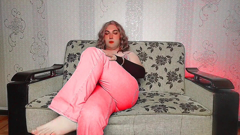 Kitty_Cross: 驚くほどのシシーが一歩ごとにあなたを倒す