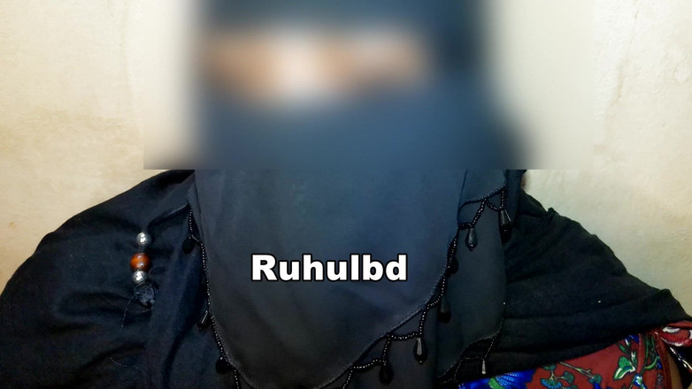 Ruhulbd: Burqa oblečená dívka ze Saúdské Arábie přijde do domu šukat za...