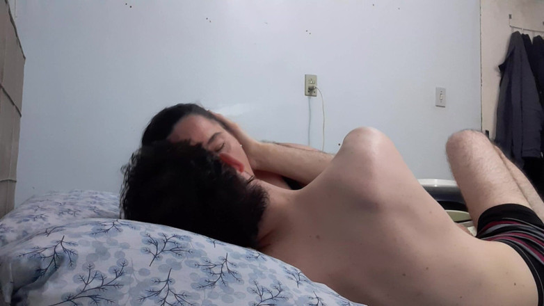 Kasal30br: Esposa peituda cavalgando marido