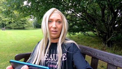 The Midnight Minx: Crossdresser na zewnątrz dildo grać