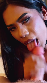 Ladyboy submisif casting dubur pertama & latihan hamba