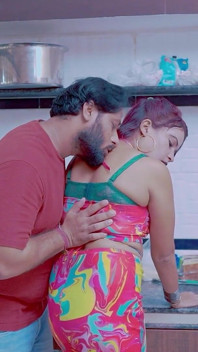 Bhabhi super seksi yang baru berkahwin dikongkek keras oleh abang iparnya di dapur