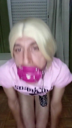 BDSM Crossdresser Penelope