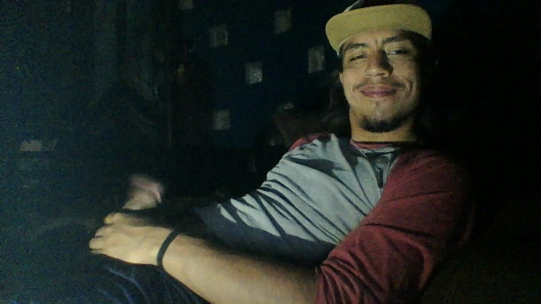 AlexAlejandro13: Olha a mão como eu fiquei rico
